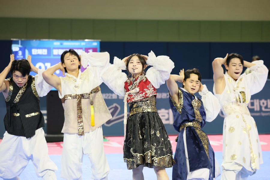 6af98e42c125d9e1976af0bef54e9990_1762319