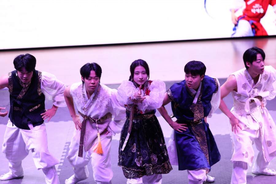 41e53b78b0110093bb37beb5fe49836b_1765159