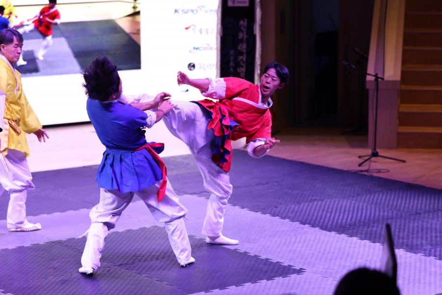 41e53b78b0110093bb37beb5fe49836b_1765160