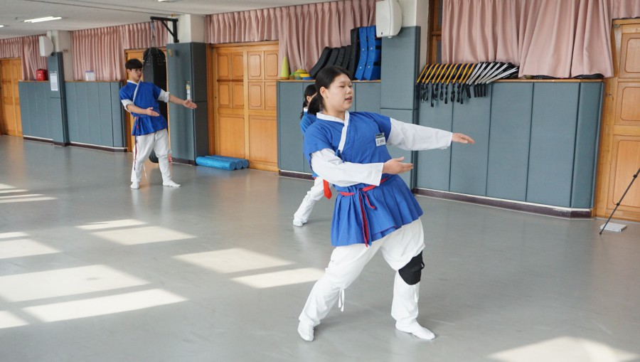 8c5f9bb9818caada3f294ee69145bce3_1768288